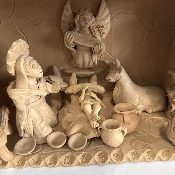 VTG Circa 1970/1980 RARE Intricately Handcrafted Terracotta Nativity scene, Peru - Picture 2 of 7
